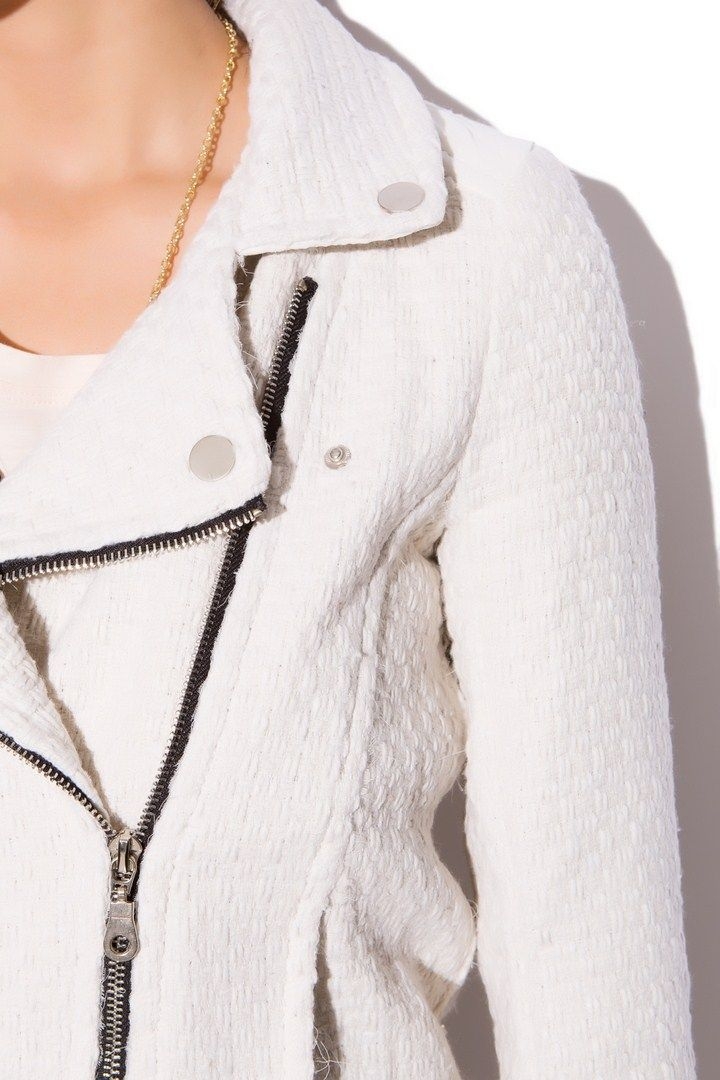 abrigo blanco cremallera cruzada4